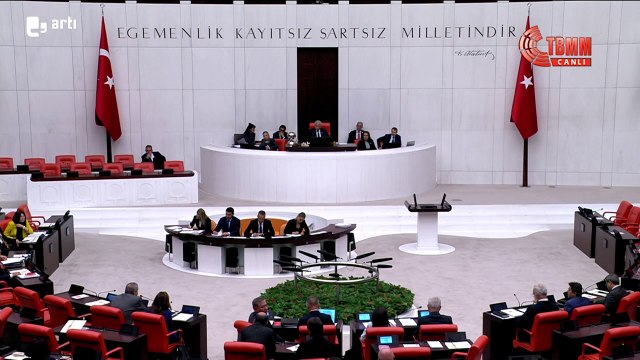Sırrı Süreyya Önder'den sanatçı Kenan Işık için başsağlığı mesajı