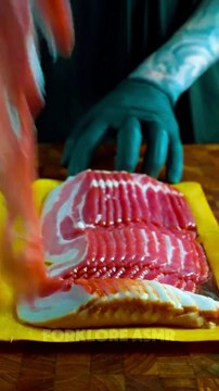 Who knew cooking could be so relaxing? Join me for some ASMR cooking where every chop and sizzle creates a peaceful atmosphere. Let’s make delicious food and enjoy the sounds together!