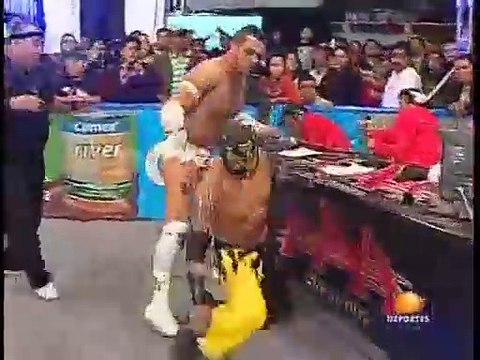 AAA Cruiserweight Title - Extreme Tiger vs. Alex Koslov ( AAA Rey de Reyes 2010 )