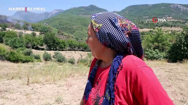 Evi yanan aileden yürek burkan feryat: Gözyaşları içinde izlediler