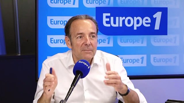 Les politiques en vacances, la France en suspens