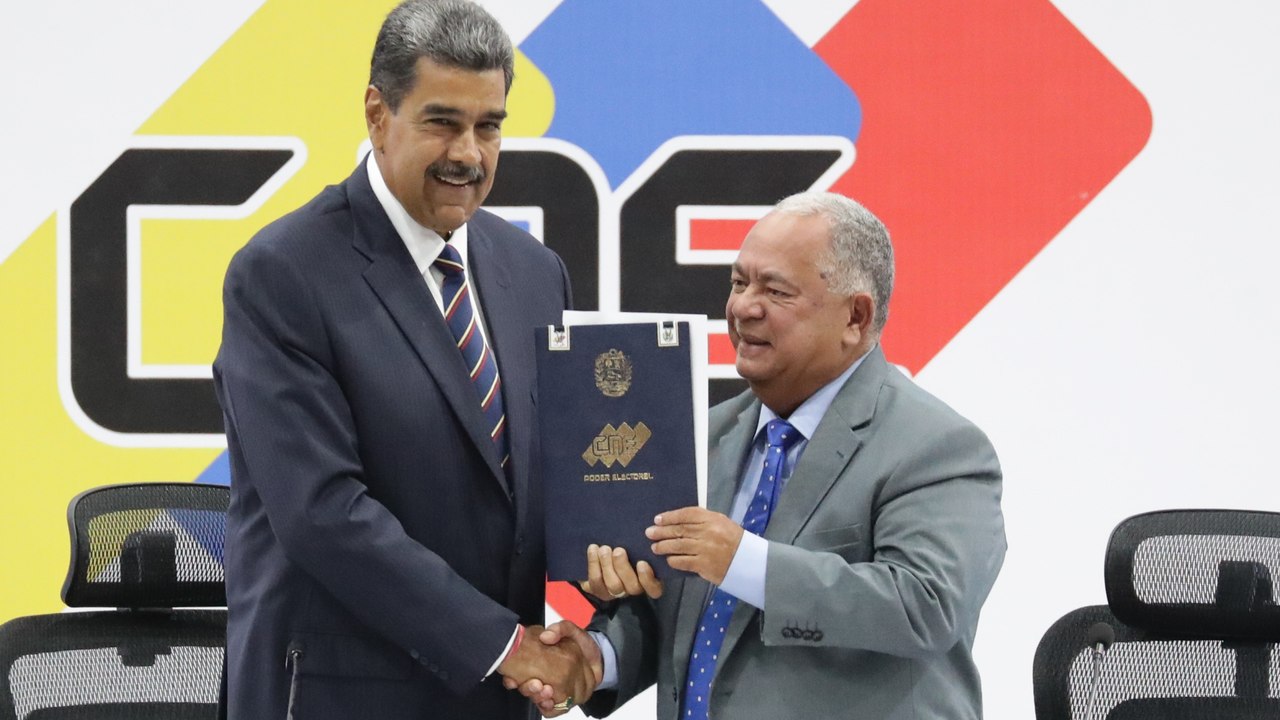 Maduro es proclamado ganador ignorando las peticiones de que haga públicas ya las actas electorales