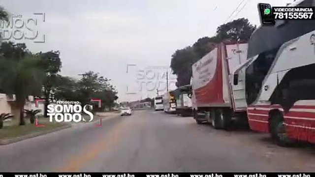 CONTINUAN LARGAS FILAS POR COMBUSTIBLES