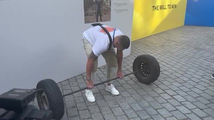 Paris 2024 - Usyk au soutien des athlètes ukrainiens touchés par la guerre