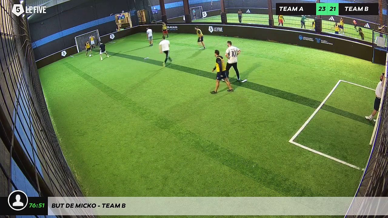 But de Micko - Team B