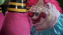 Killer Klowns from Outer Space - 08 - human cotton candy