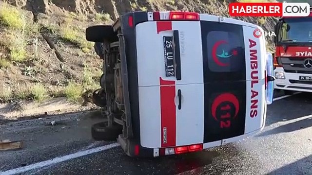 Erzurum'da ambulansla hafif ticari araç kafa kafaya çarpıştı: 4 ölü, 1 yaralı