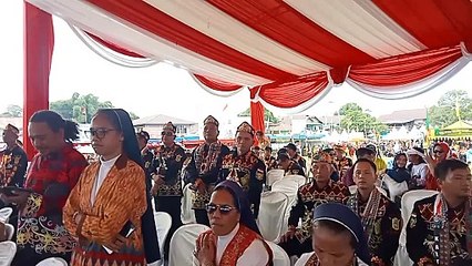 ILAU PASISIMPUNGAN RUMPUN MURUT MALAYSIA - INDONESIA