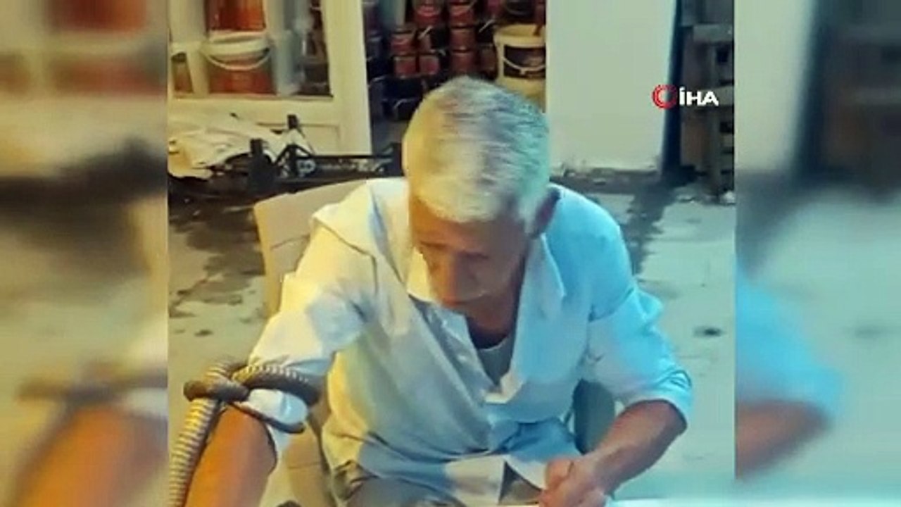 Yılanlarla şov yapan Yılancı Osman'ı yılan ısırdı: O anlar kamerada