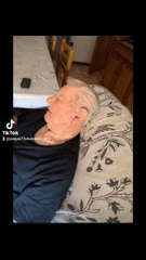 la sorpresa per nonno e' arrivata chiara