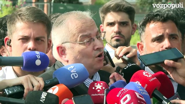 Indignación de abogados de Hazte oír y Manos Limpias por no poder interrogar a Pedro Sánchez