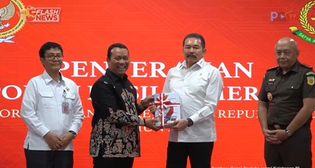 Penyerahan Laporan Hasil Pemeriksaan Atas Laporan Keuangan Kejaksaan RI 2023