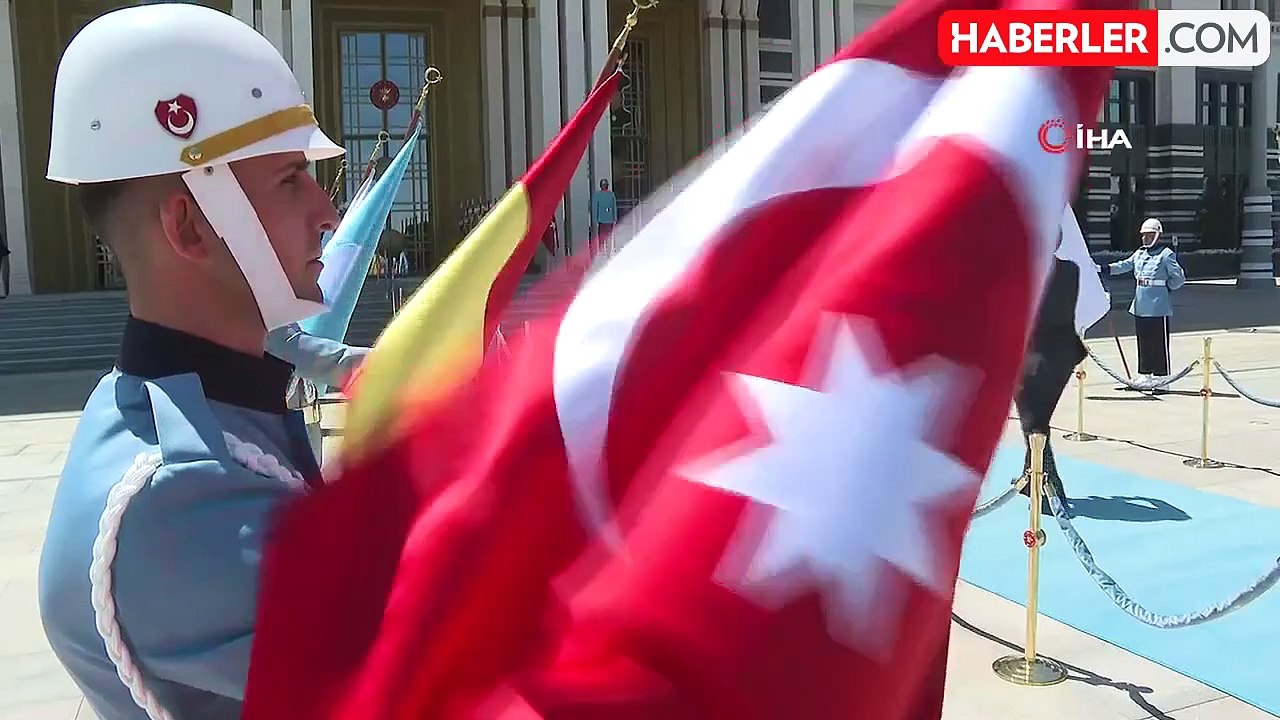 Cumhurbaşkanı Erdoğan, Endonezya Cumhuriyeti Cumhurbaşkanı ve Savunma Bakanı Prabowo Subianto ile bir araya geldi