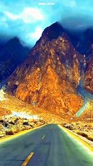 Golden stone #beaitiful #greengreen #beauty #night #stone #naturalbeauty #natural