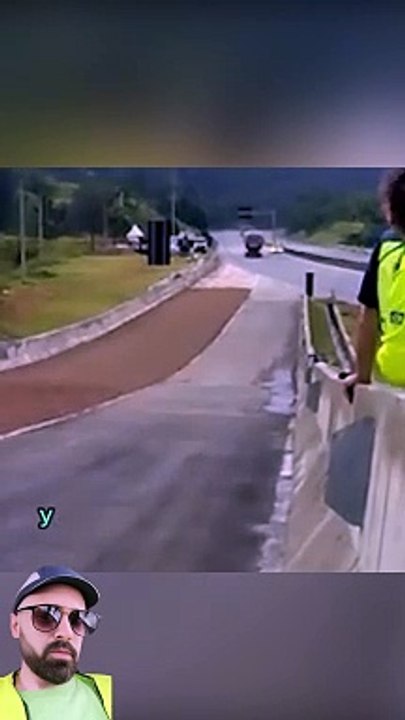 Así funciona una RAMPA DE FRENADO DE EMERGENCIA para CAMIONES