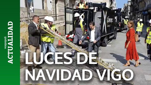 Navidad en pleno verano: Vigo comienza a colocar las luces navideñas y desata un aluvión de críticas