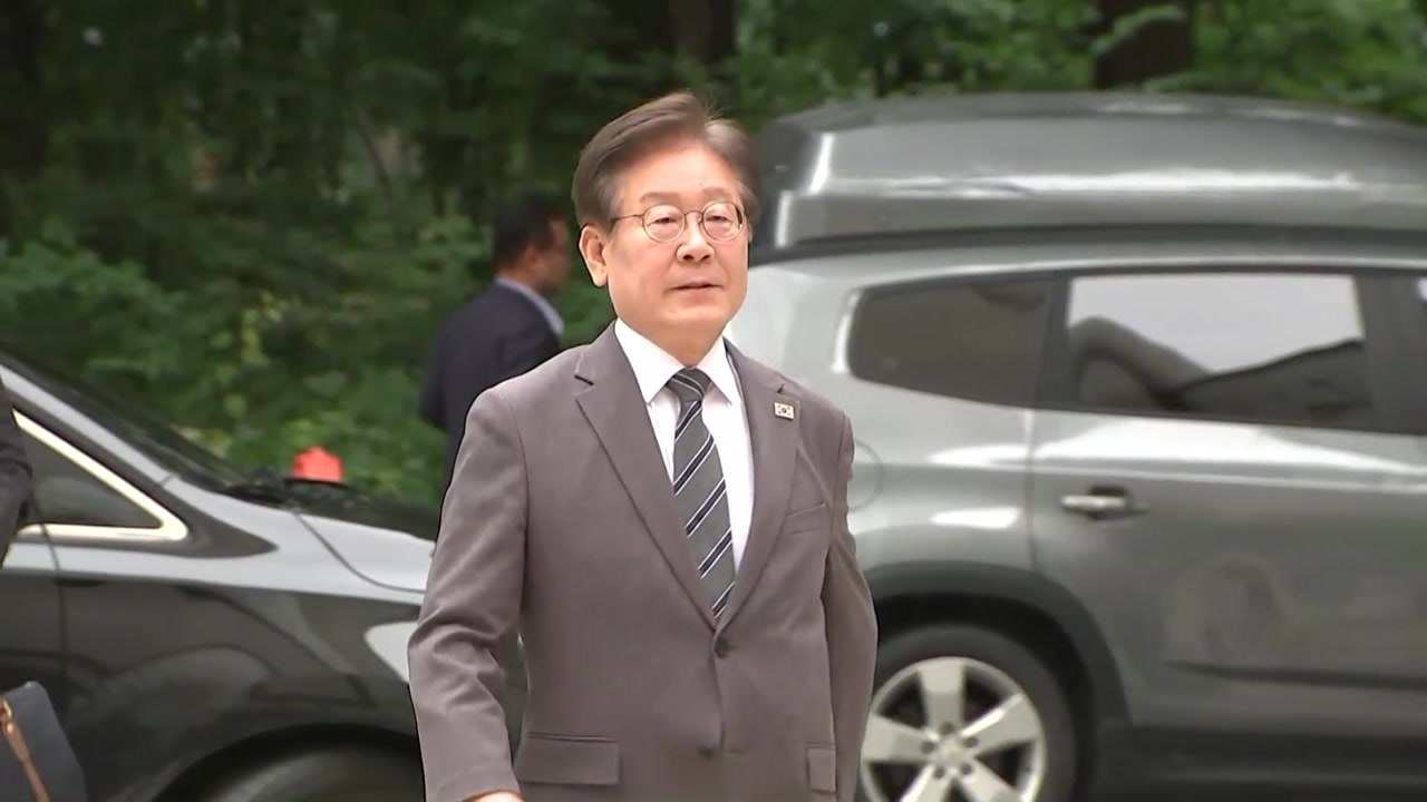 검찰 "이재명 기소 검사 고발, 사법절차 방해 행위" / YTN