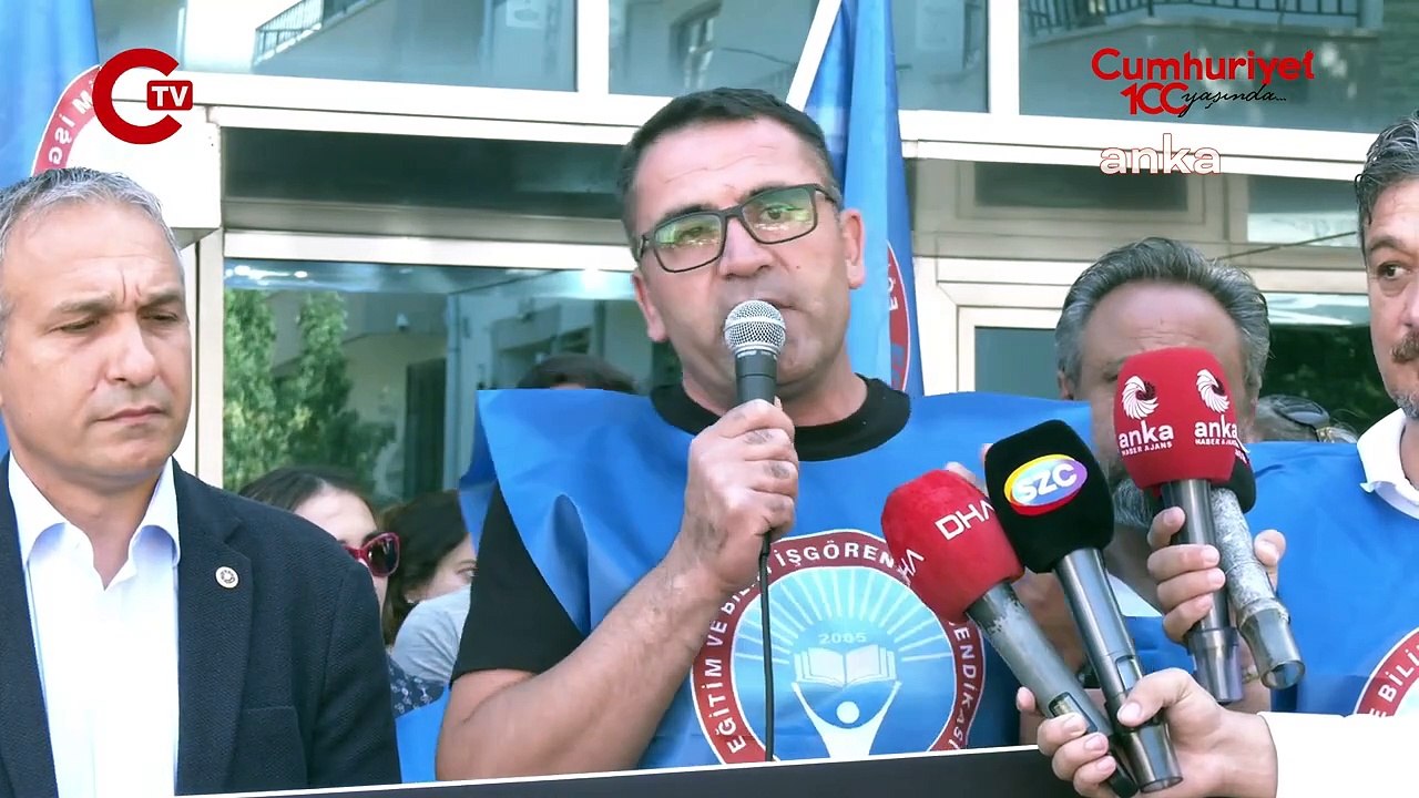 CHP'li Özçağdaş ve sendika üyeleri Çankaya Milli Eğitim Müdürlüğü önünden seslendi