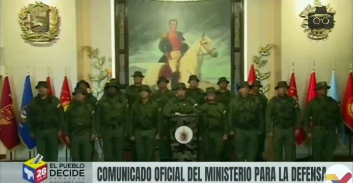 O ministro de defesa do regime de Maduro, Vladimir Padrino López, afirmou que a Venezuela enfrenta uma tentativa de golpe de Estado organizada pela direita e pelo imperialismo.