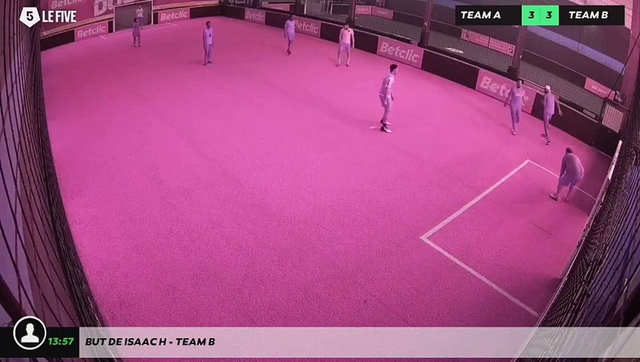 But de Isaac H - Team B