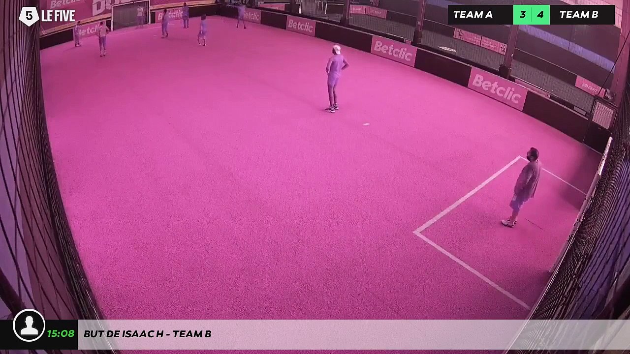 But de Isaac H - Team B