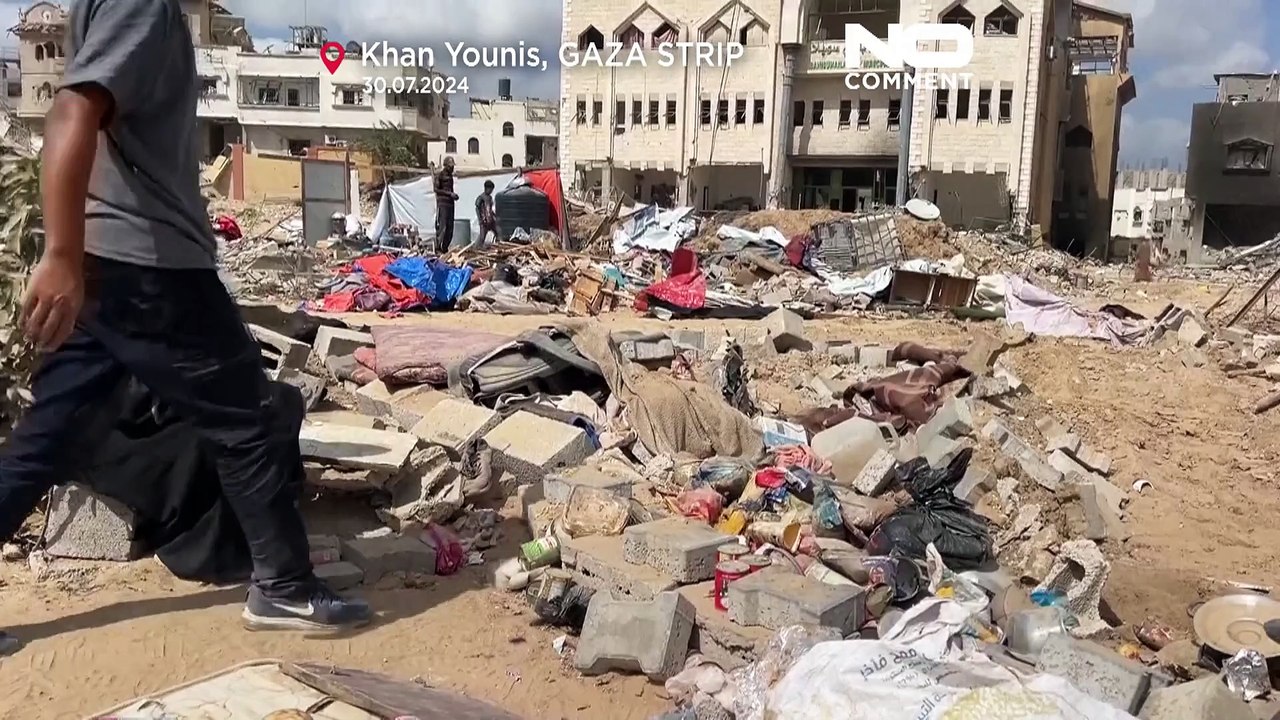 تصاویری از بازگشت فلسطینی‌های آواره به ویرانه‌های خان‌یونس در غزه پس از عقب‌نشینی اسرائیل