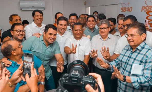 João Azevêdo oficializa apoio do PSB à pré-candidatura do cajazeirense Nilvan Ferreira em Santa Rita