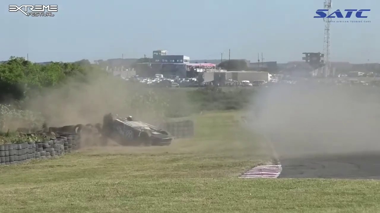 South African Touring Cars 2024 East London Race 1 Start Van Der Watt Flip