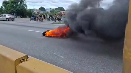 '마두로 3선 불복' 베네수엘라 시위 격화..."하루 만에 11명 사망" / YTN