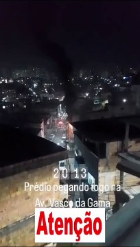 Prédio residencial é atingido por incêncio e assusta moradores da Federação