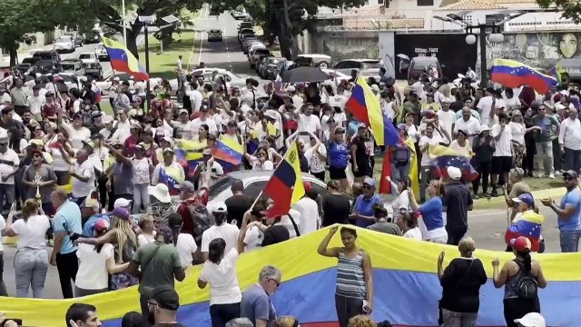 Se multiplican llamados a revisar resultados electorales en Venezuela