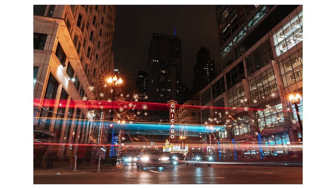 My Solo Trip to Chicago _ Holiday Lights & Sightseeing