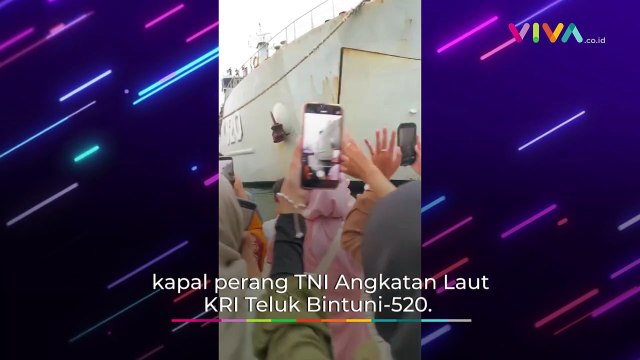 DETIK-DETIK Kapal Perang TNI Menuju Papua