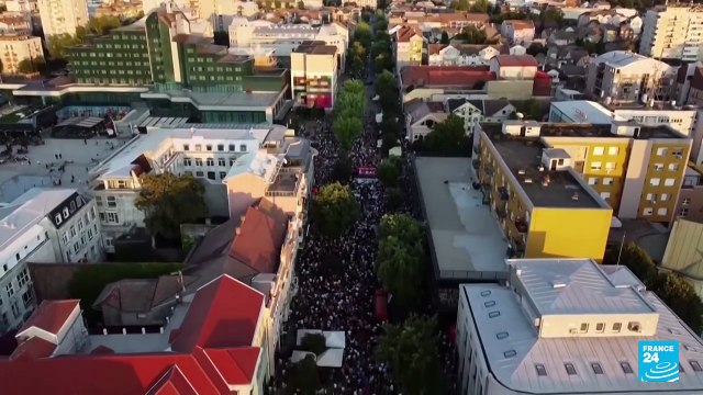 Masivas protestas en Serbia contra la explotación de litio en la mina de Río Tinto