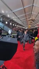 GRAMMYS GlamBOT with @RecordingAcademy and@colewalliser and my sneakers aren't creased!