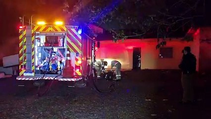 Bombeiros Combatem princípio de incêndio em Cômodo do antigo Cisop