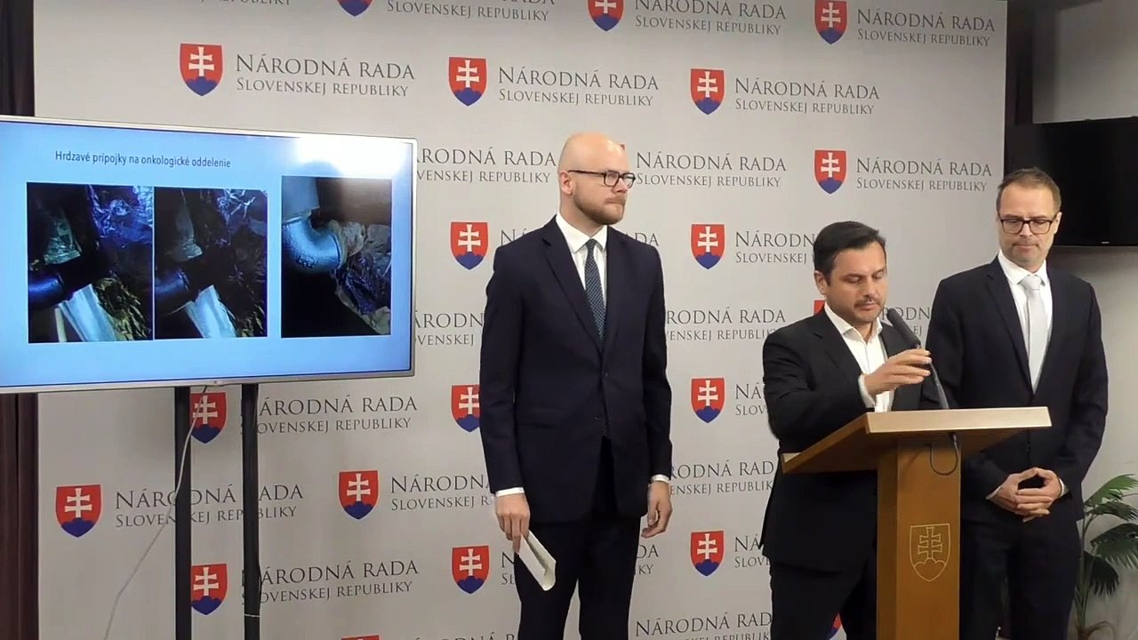 ZÁZNAM: Opozícia žiada pre situáciu vo trenčianskej nemocnici mimoriadny výbor