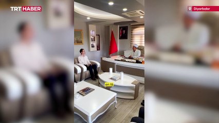 Tarihi Ulu Camii'den etkilenen Alman turist Müslüman oldu