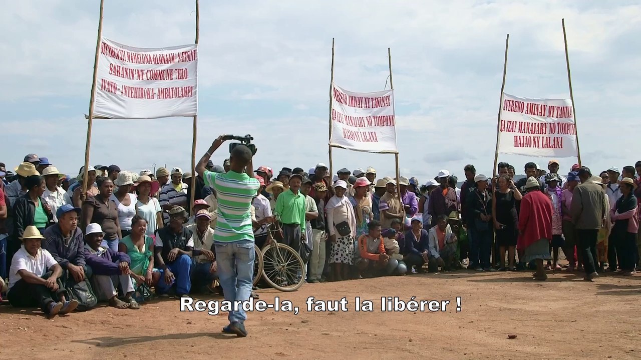 Sitabaomba, Chez les zébus francophones Bande-annonce VO STFR