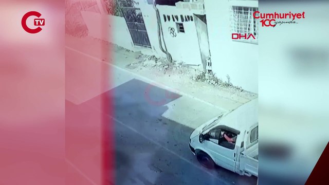 Köpeği kamyonetin arkasına bağlayıp sürükledi