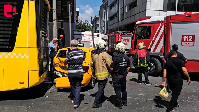 Avcılar'da zincirleme kaza... 4 aracın karıştığı kazada bir kişi yaralandı