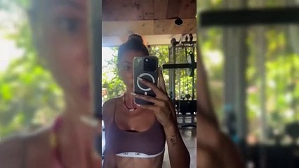 Şeyma Subaşı’ndan kas şovu