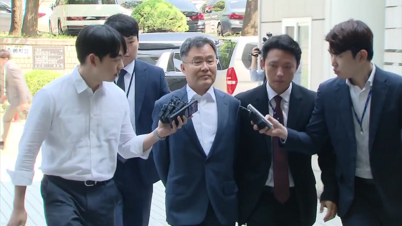 '尹 명예훼손' 재판 시작..."공소장에 간접 정황 너무 많아" / YTN