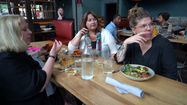 Gymnastics fans watch 'incredible' Simone Biles lead US to Olympic women's team gold