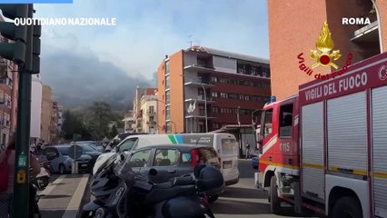 Incendio a Monte Mario: elicotteri in azione sulla parte alta della collina