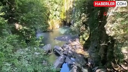 Serinlemek için şelaleye giren genç hayatını kaybetti