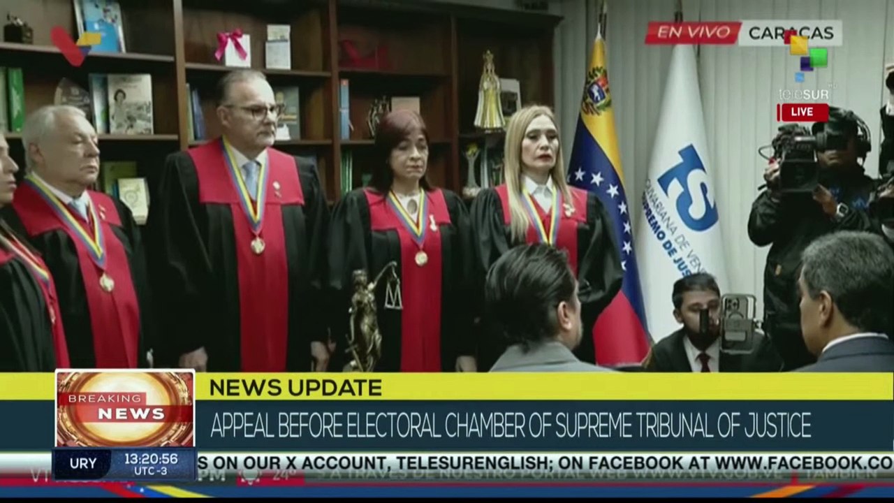 Venezuelan President Nicolas Maduro files a writ of amparo before the Supreme Court of Justice