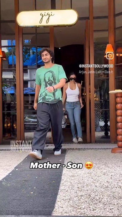 Malika Aurora and her son enjoy a meal out in Bandra!