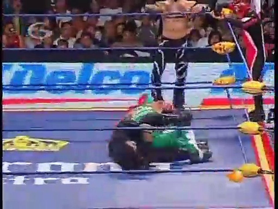 Crazy Boy, El Gato Eveready & Relampago vs. La Secta ( 2010.04.17 @ AAA Sin Limite Orizaba )