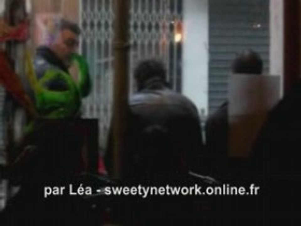 Dans la peau - Celine Mastrorelli -Troll Café